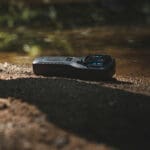 Handgerät MR-300 Schwarz vor Wasser